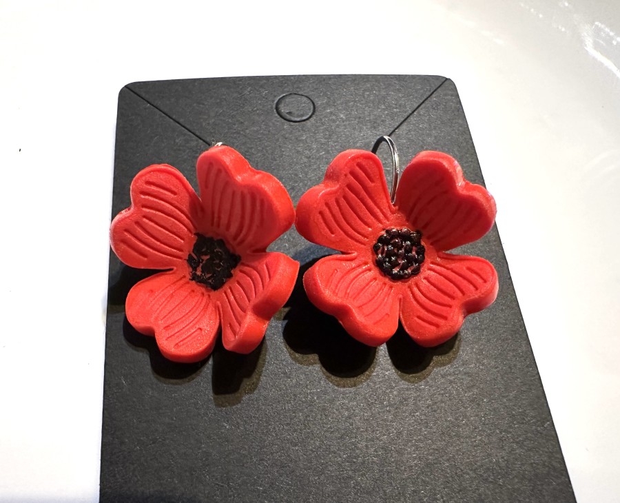 Auskarai “Aguonos”